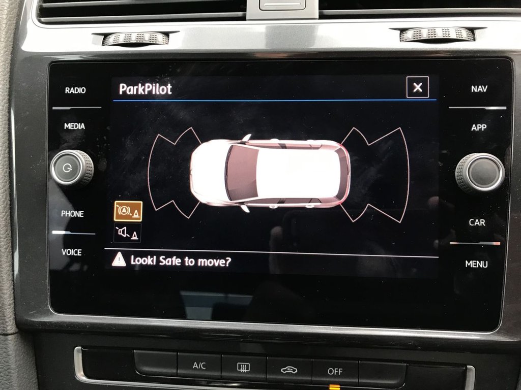 Used Volkswagen Golf 2018 for sale - 76210664: Photo 14