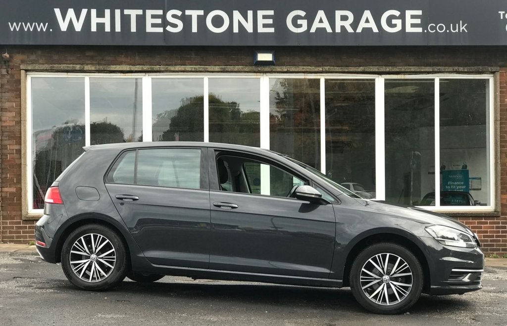 Used Volkswagen Golf 2018 for sale - 76210664: Photo 4