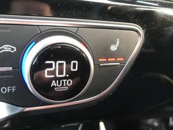 Used Audi A4 Avant 2019 for sale - 74028890: Photo