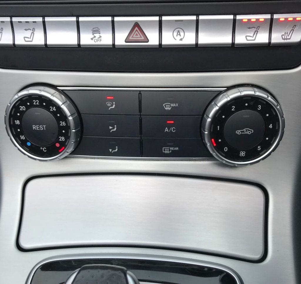 Used Mercedes-Benz SLK 2015 for sale - 77133168: Photo 18