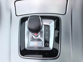 Used Mercedes-Benz SLK 2015 for sale - 77133168: Photo