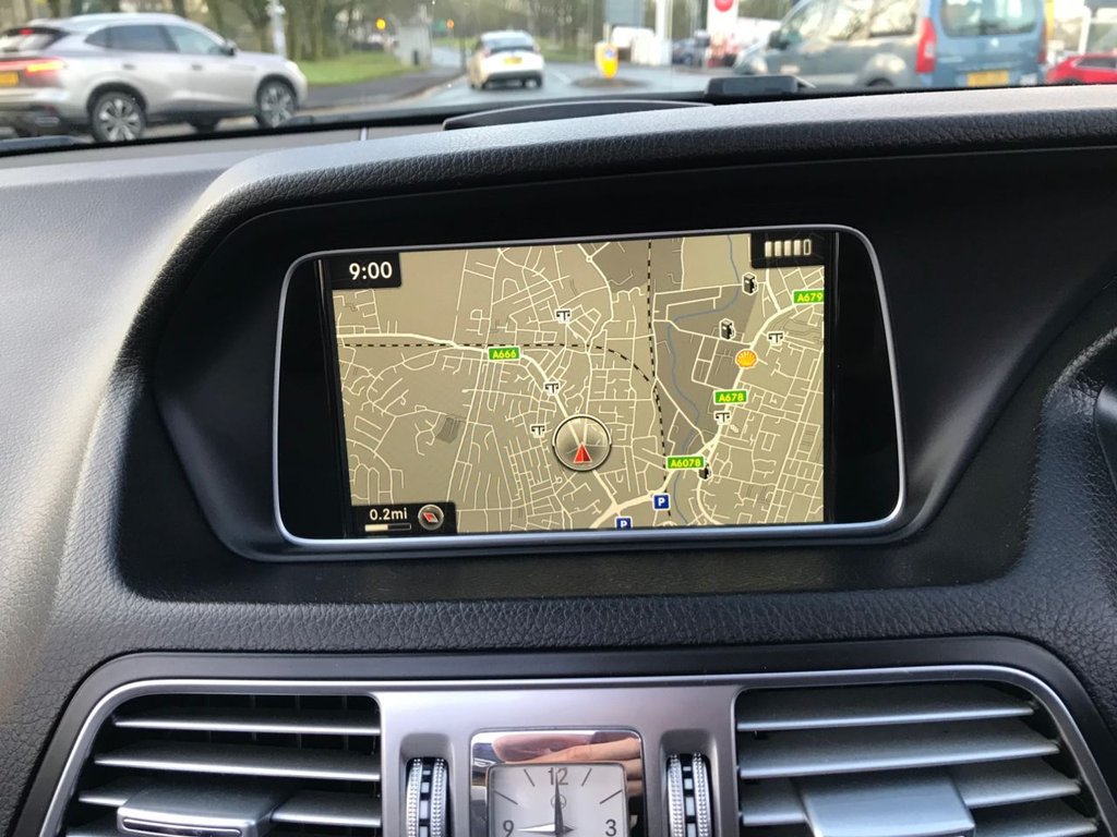 Used Mercedes-Benz E Class 2015 for sale - 76934801: Photo 2