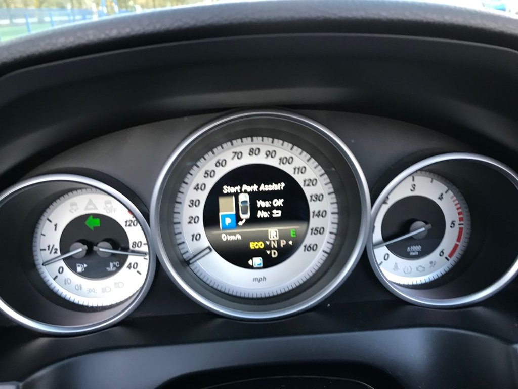 Used Mercedes-Benz E Class 2015 for sale - 76934801: Photo 20