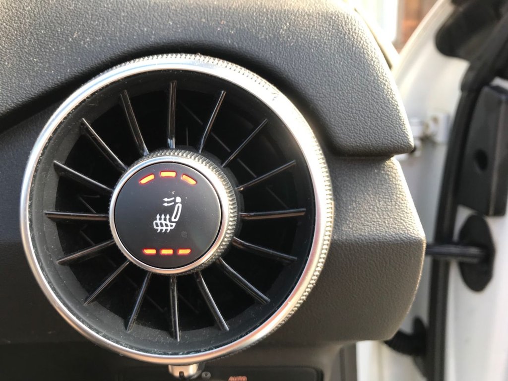 Used Audi TT 2015 for sale - 77976362: Photo 12