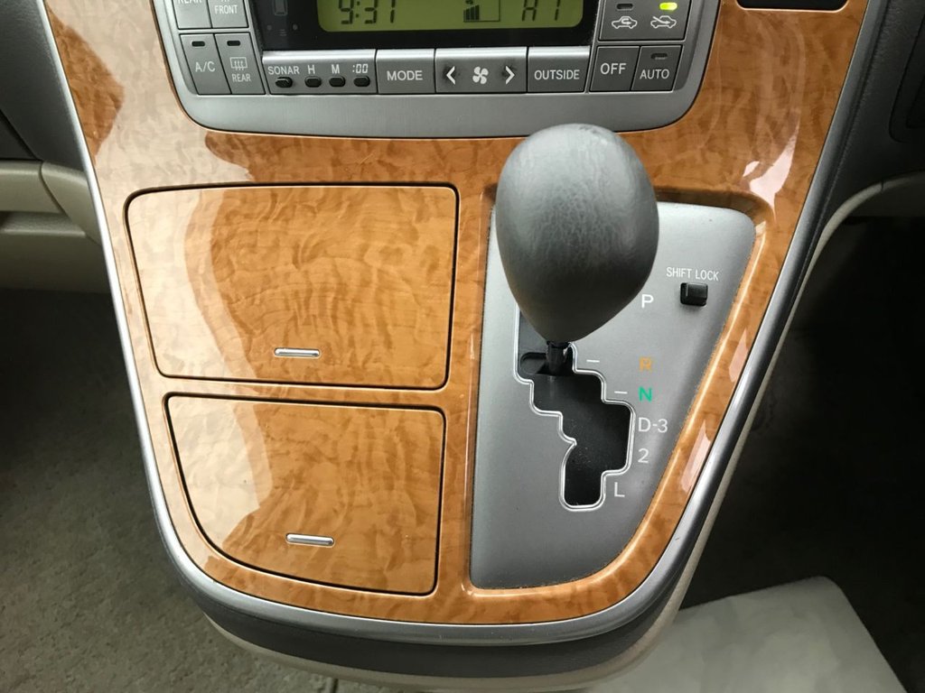 Used Toyota Alphard 2007 for sale - 76582203: Photo 19