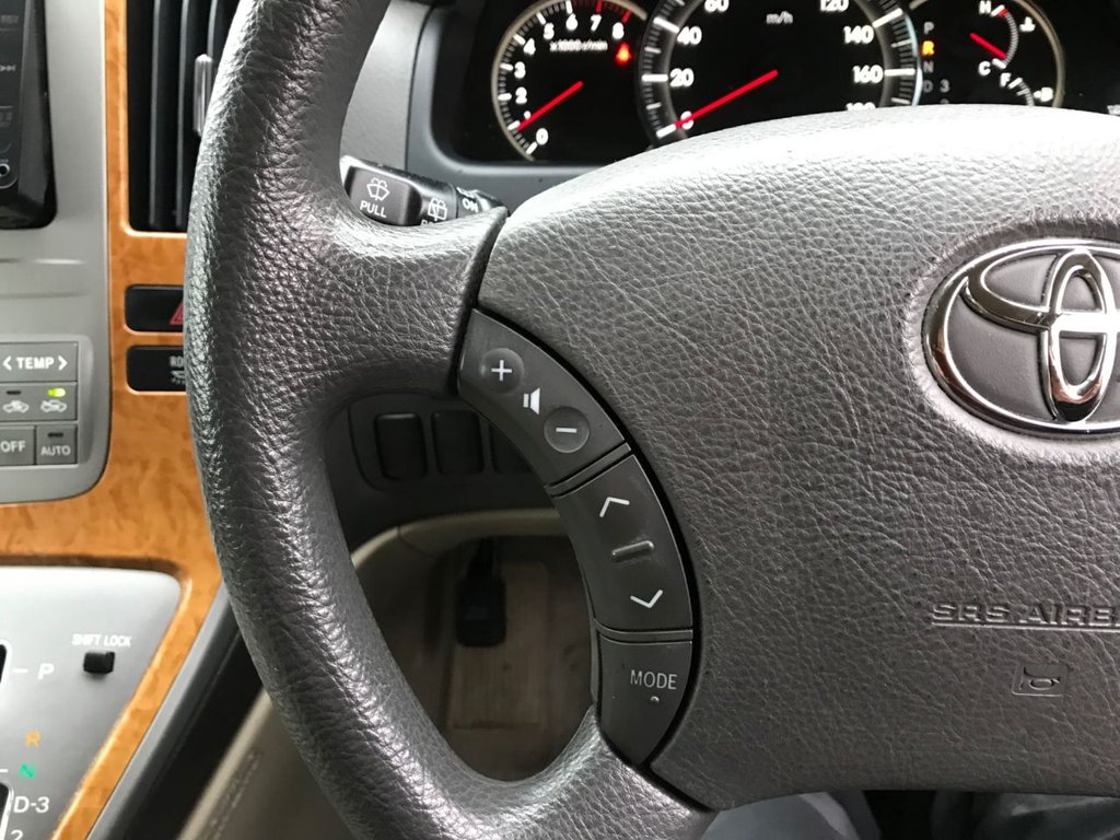 Used Toyota Alphard 2007 for sale - 76582203: Photo 23