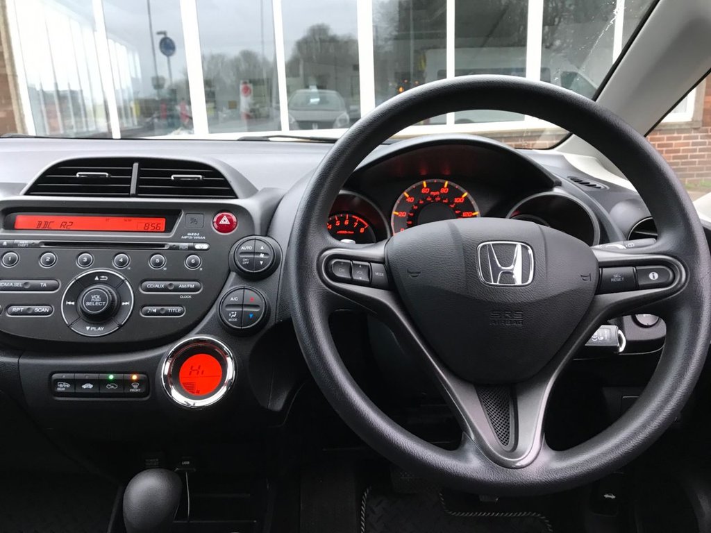 Used Honda Jazz 2012 for sale - 76751268: Photo 20
