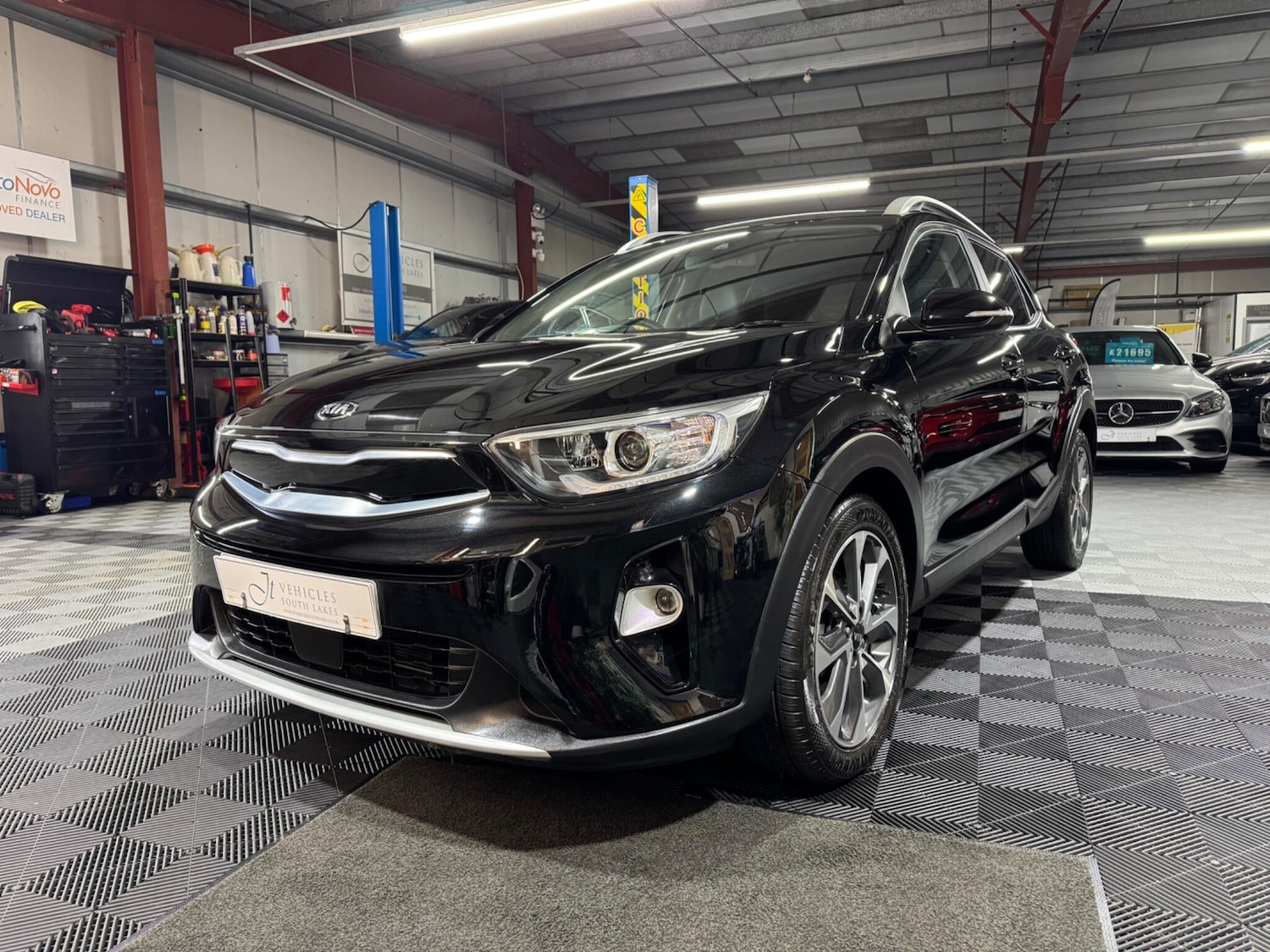 Used Kia Stonic 2020 for sale - 77574543: Photo 17