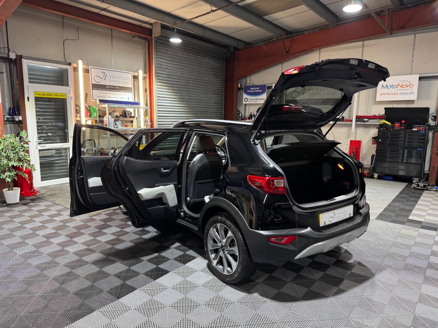 Used Kia Stonic 2020 for sale - 77574543: Photo 26