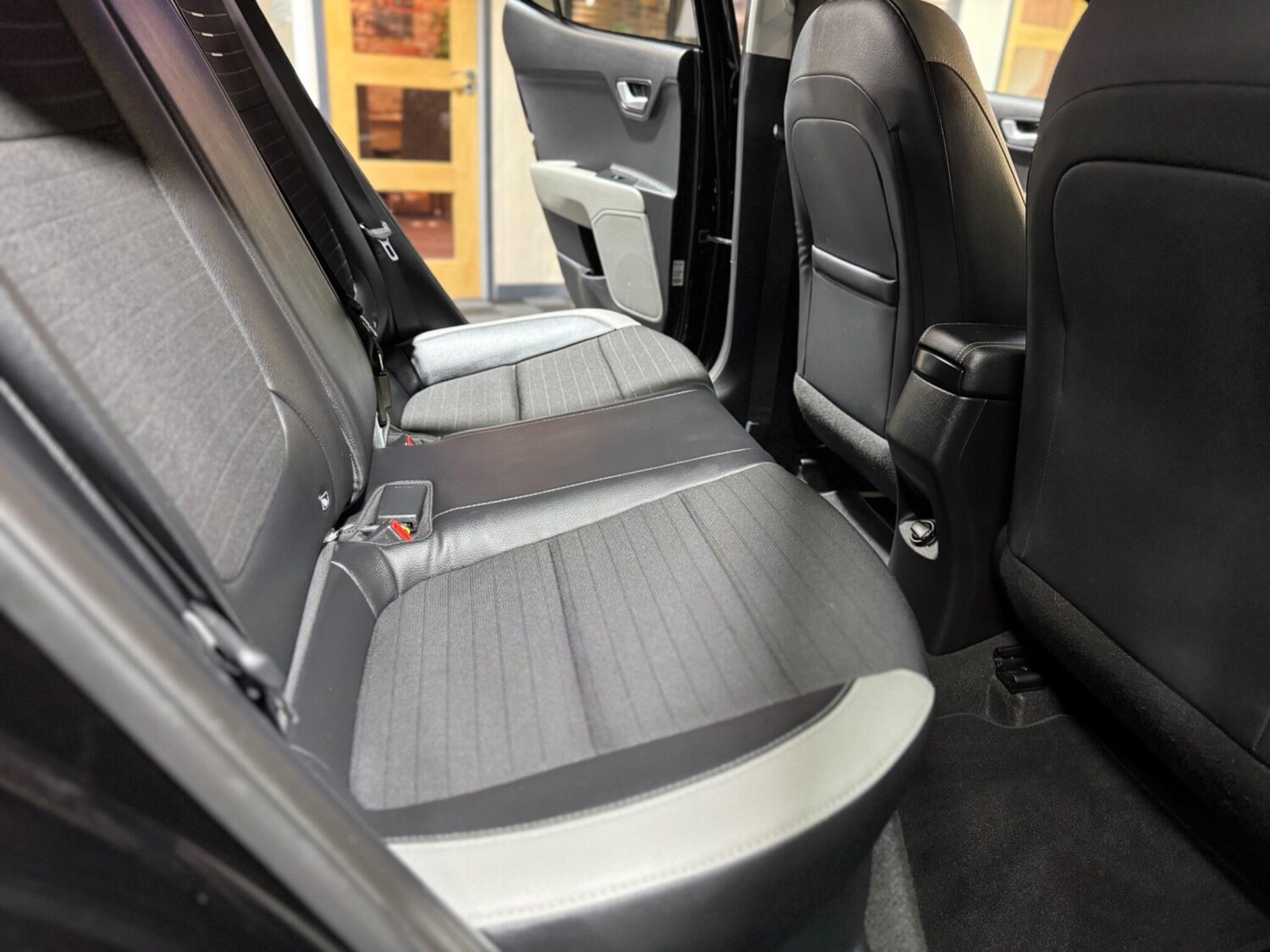 Used Kia Stonic 2020 for sale - 77574543: Photo 45