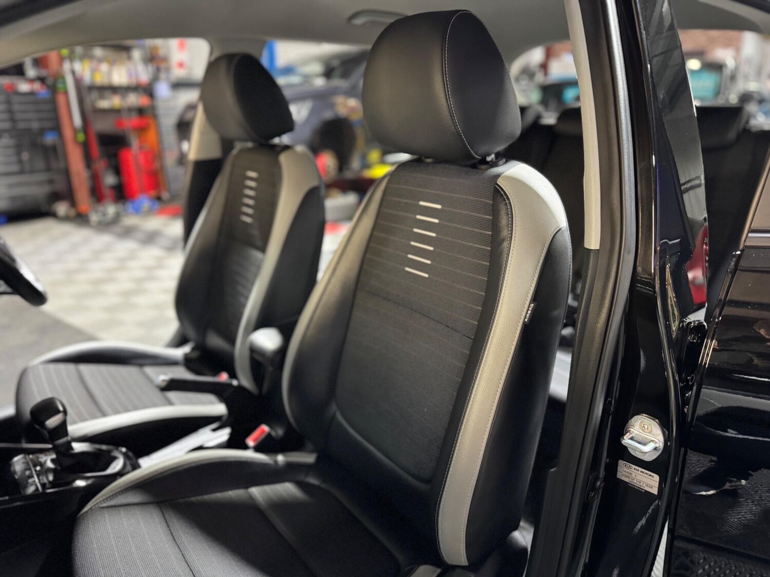 Used Kia Stonic 2020 for sale - 77574543: Photo 66