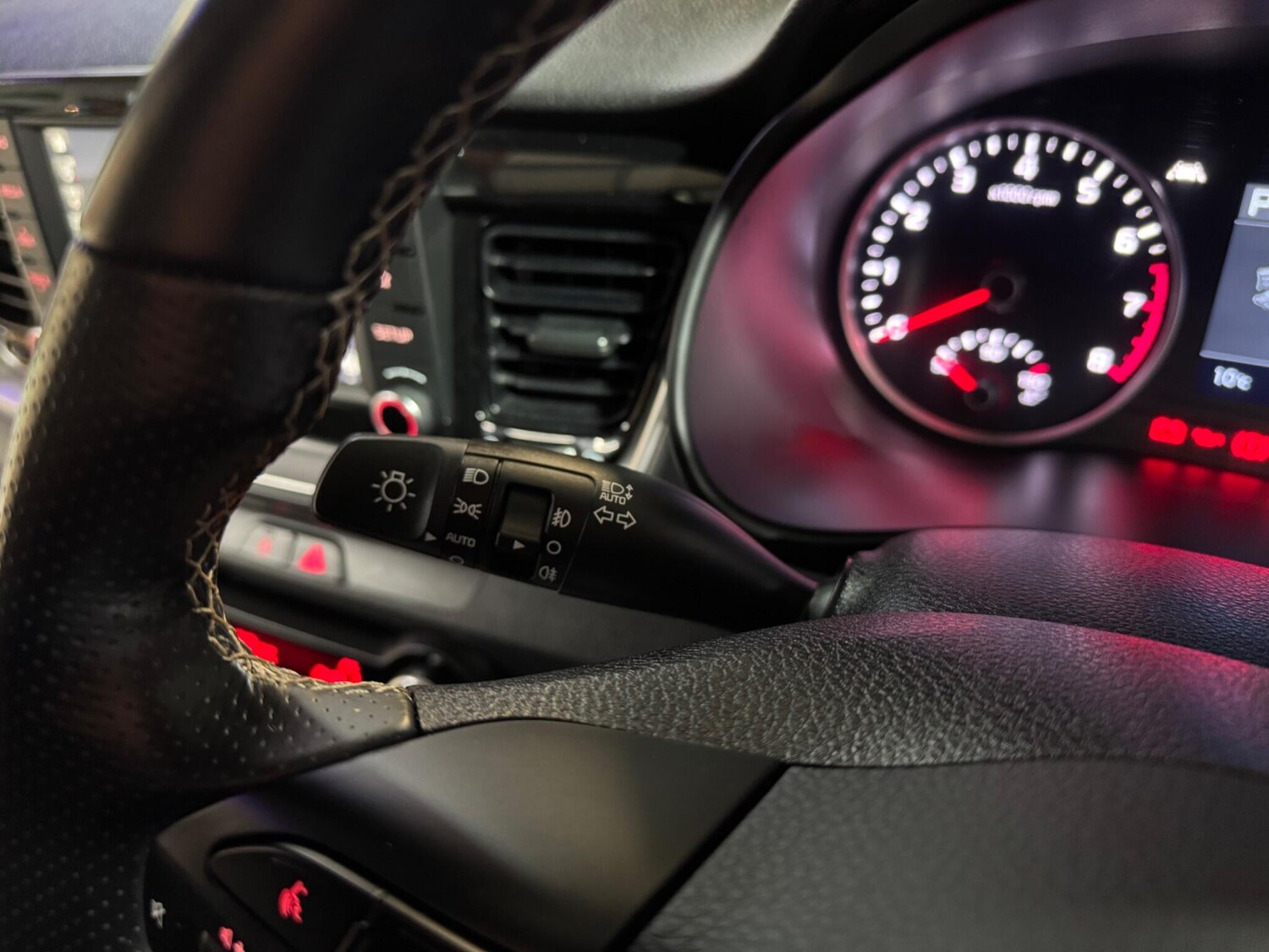 Used Kia Stonic 2020 for sale - 77574543: Photo 71