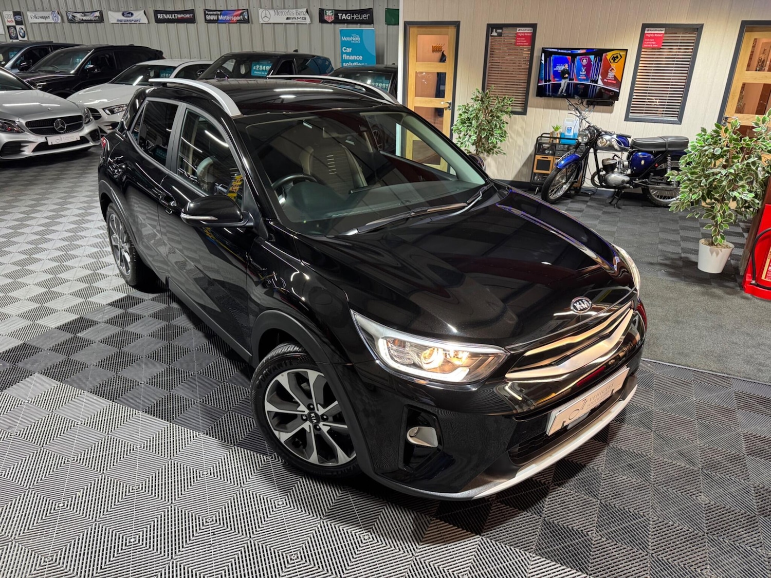 Used Kia Stonic 2020 for sale - 77574543: Photo 8