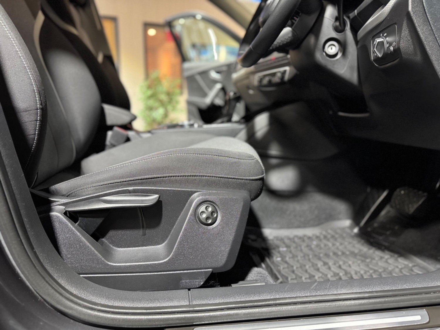 Used Audi Q2 2022 for sale - 77550326: Photo 86