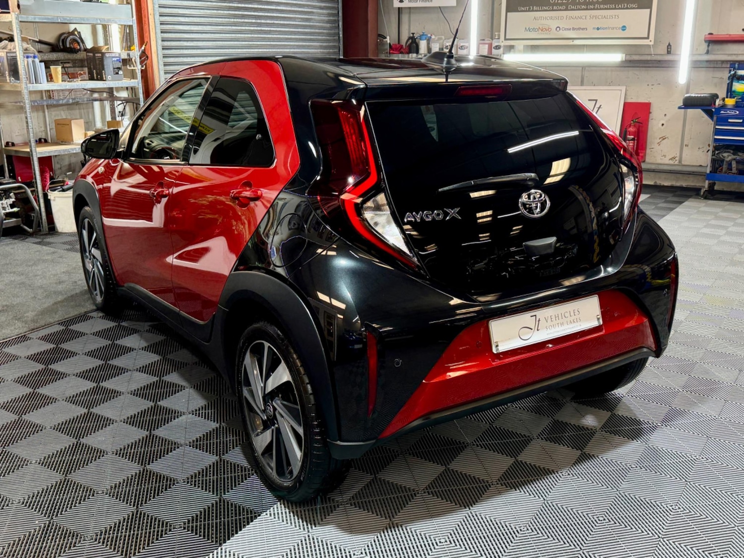 Used Toyota Aygo X 2023 for sale - 77574070: Photo 2