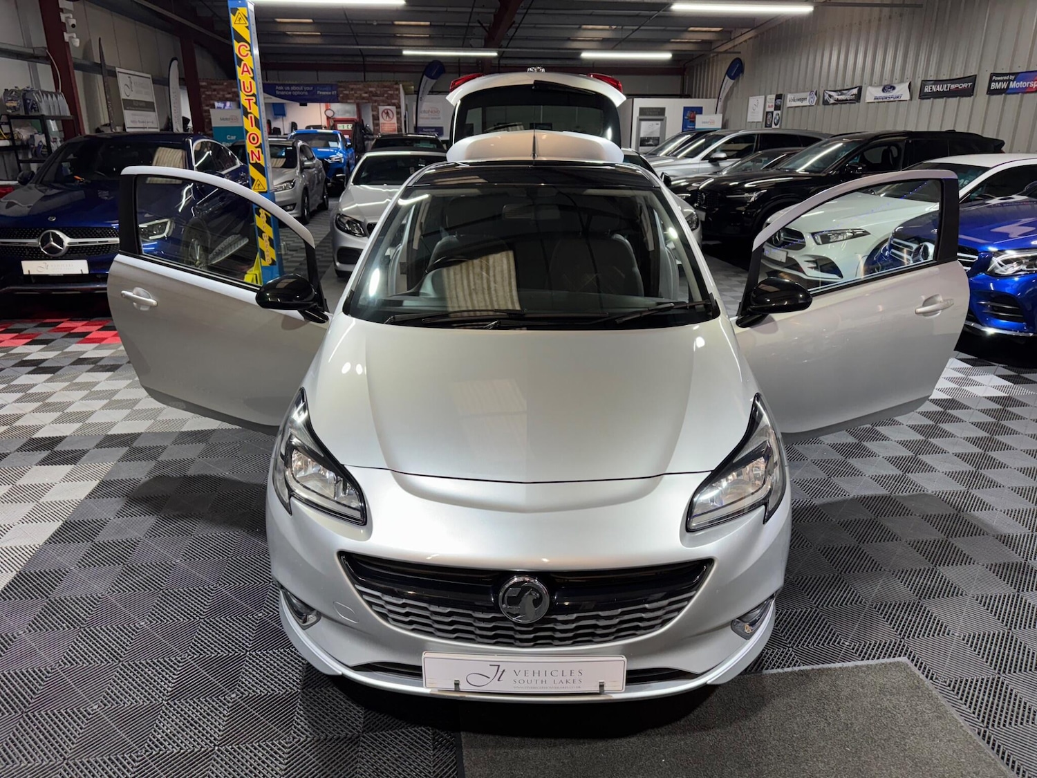 Used Vauxhall Corsa 2015 for sale - 77625981: Photo 11