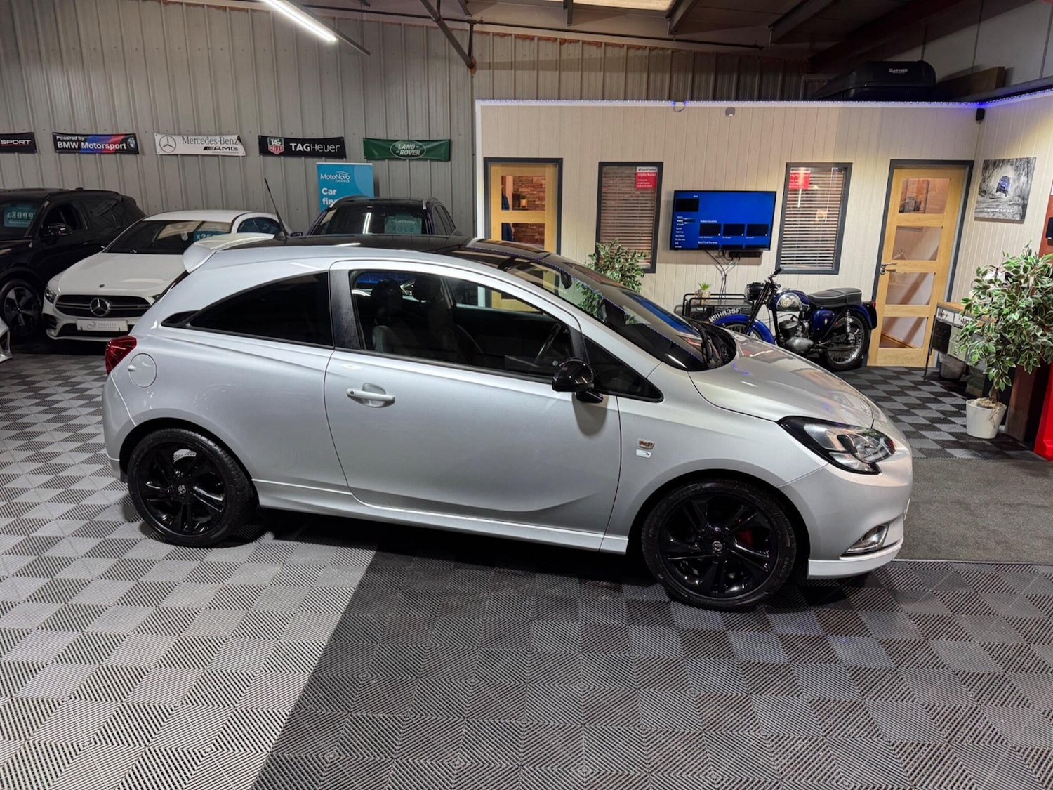 Used Vauxhall Corsa 2015 for sale - 77625981: Photo 23
