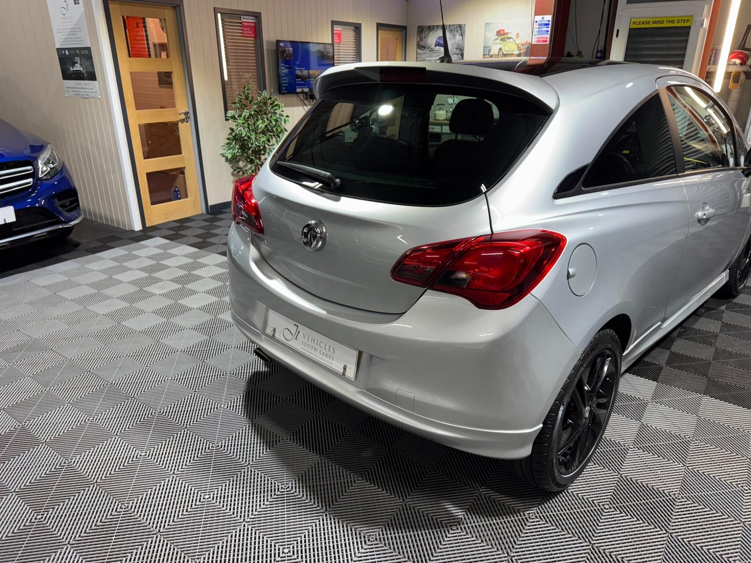 Used Vauxhall Corsa 2015 for sale - 77625981: Photo 24