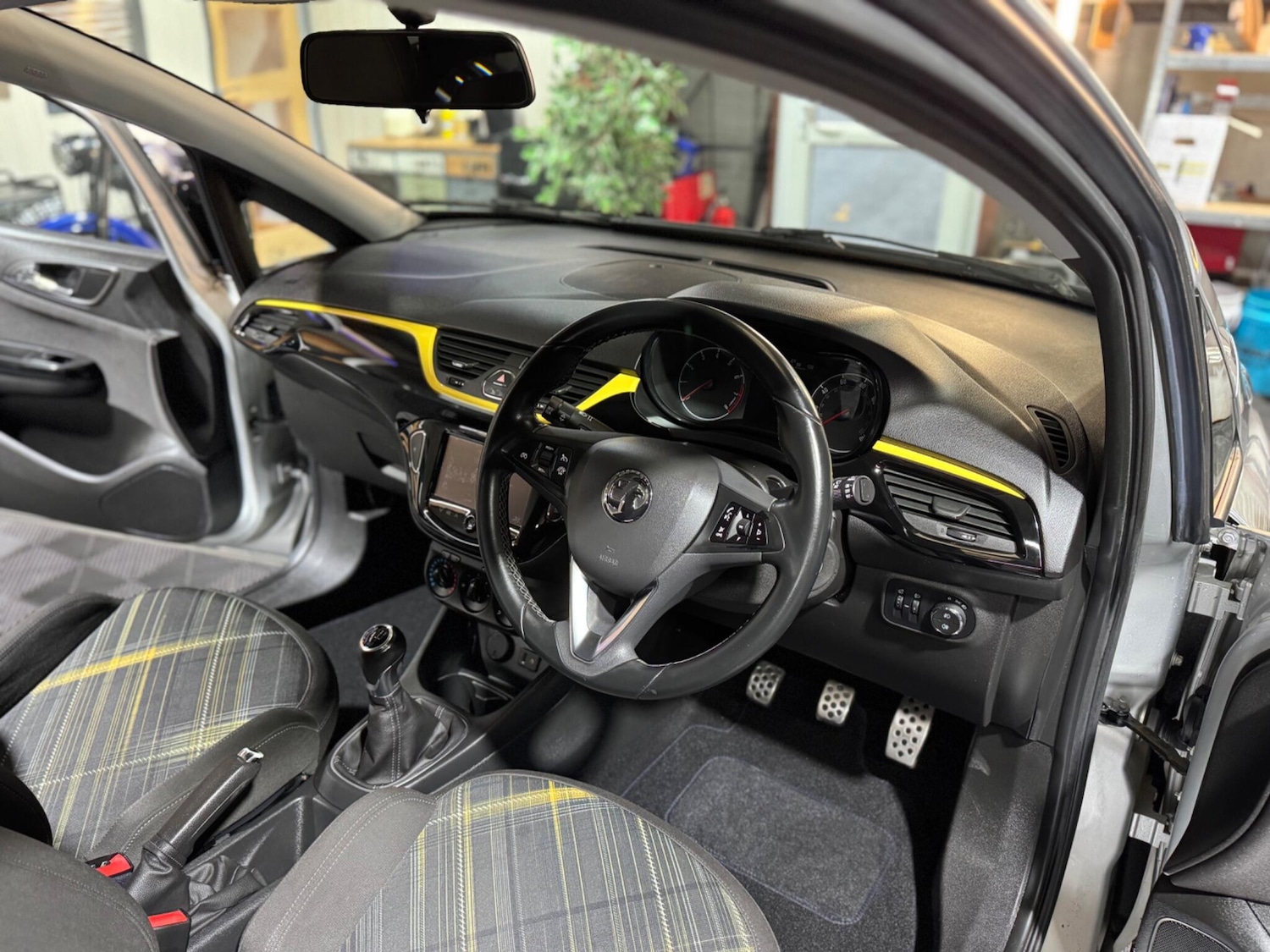 Used Vauxhall Corsa 2015 for sale - 77625981: Photo 33