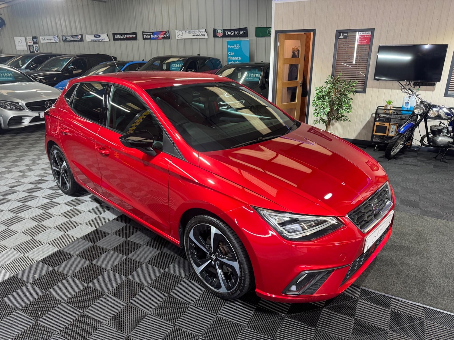 Used SEAT Ibiza 2023 for sale - 77573974: Photo 2