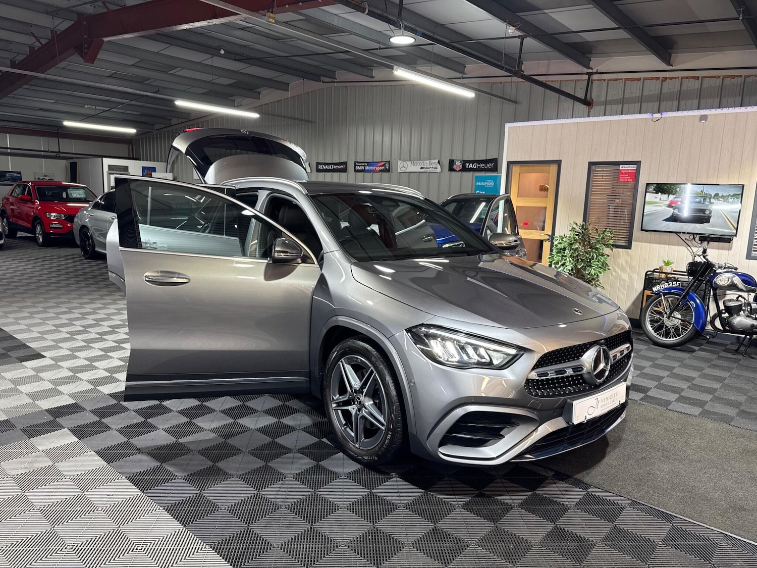 Used Mercedes-Benz GLA 2024 for sale - 77574488: Photo 7