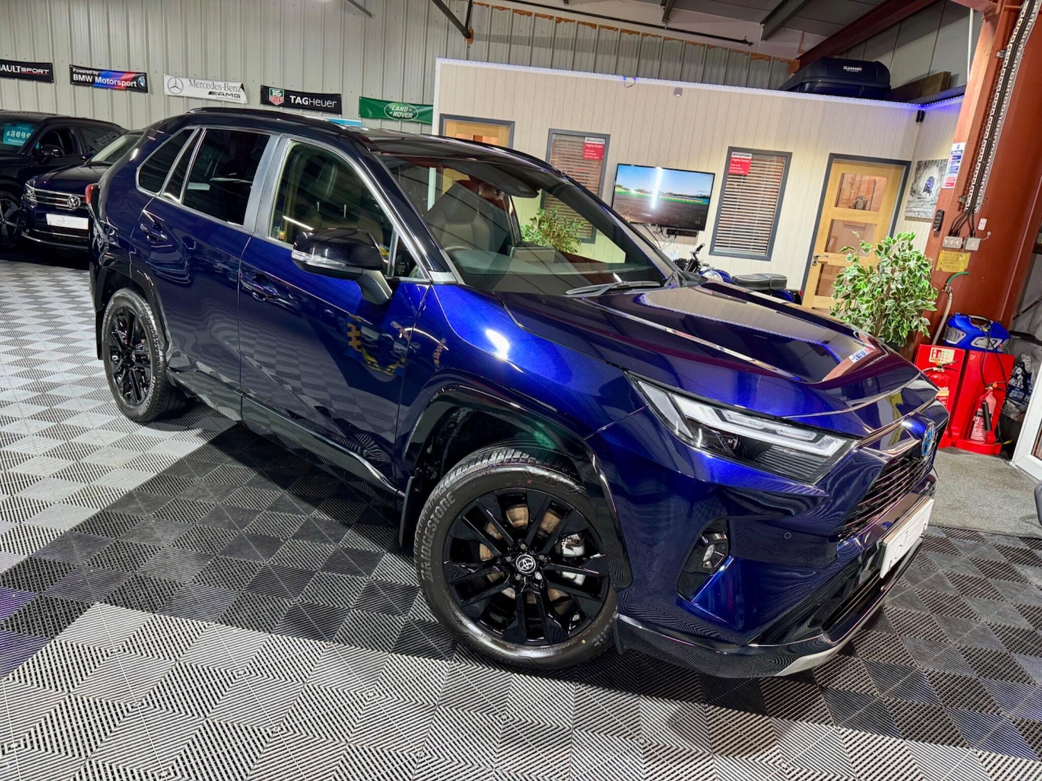 Used Toyota RAV4 2022 for sale - 77574891: Photo 1