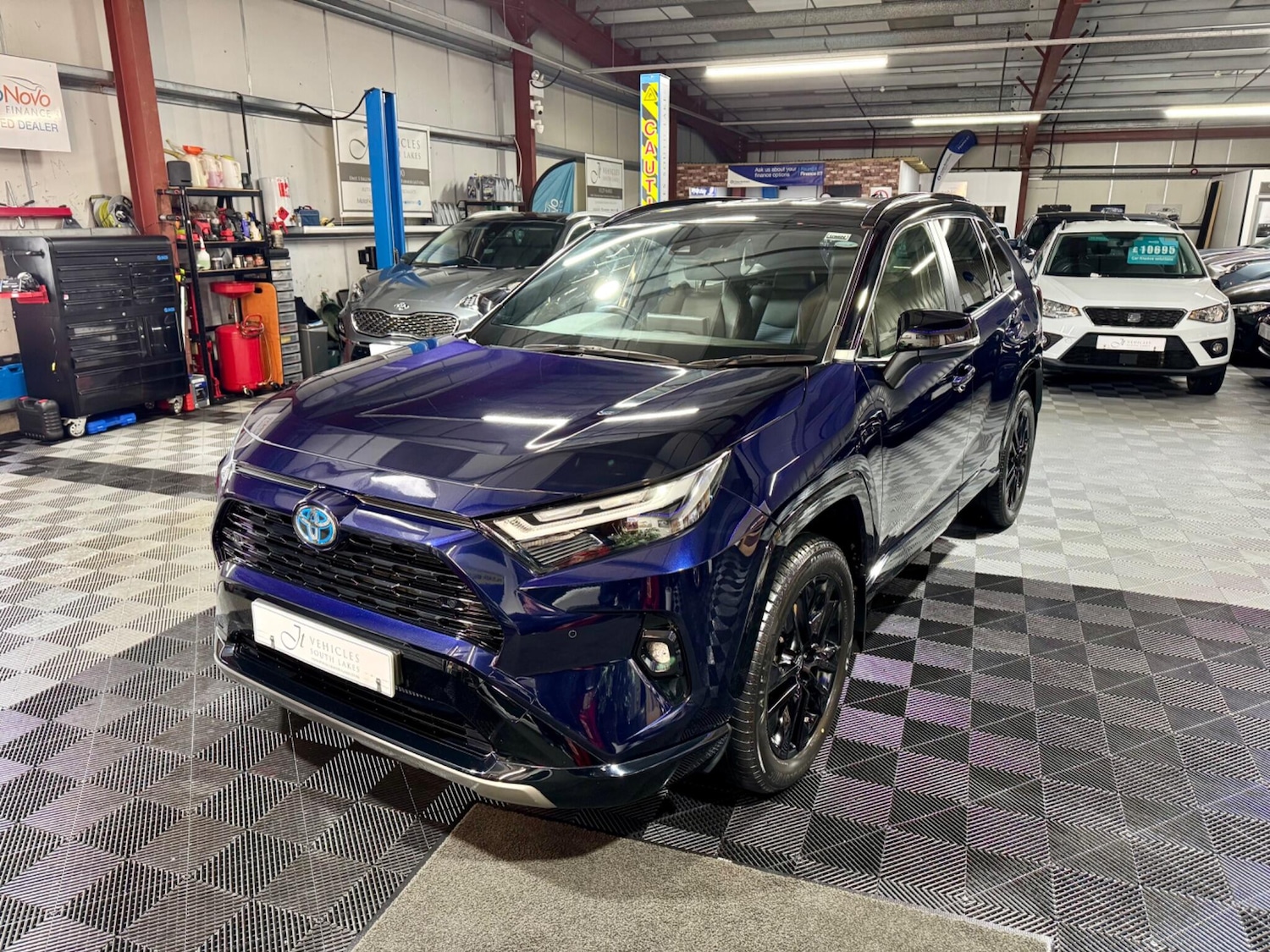 Used Toyota RAV4 2022 for sale - 77574891: Photo 3