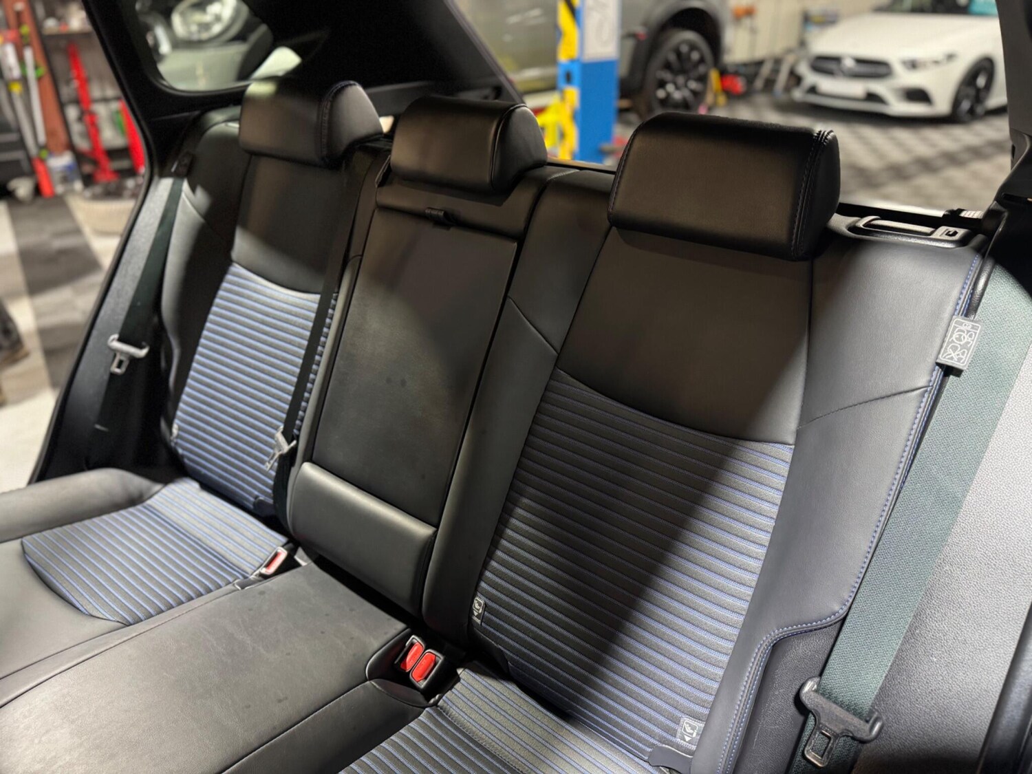 Used Toyota RAV4 2022 for sale - 77574891: Photo 54