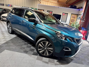 Peugeot 5008 feature image