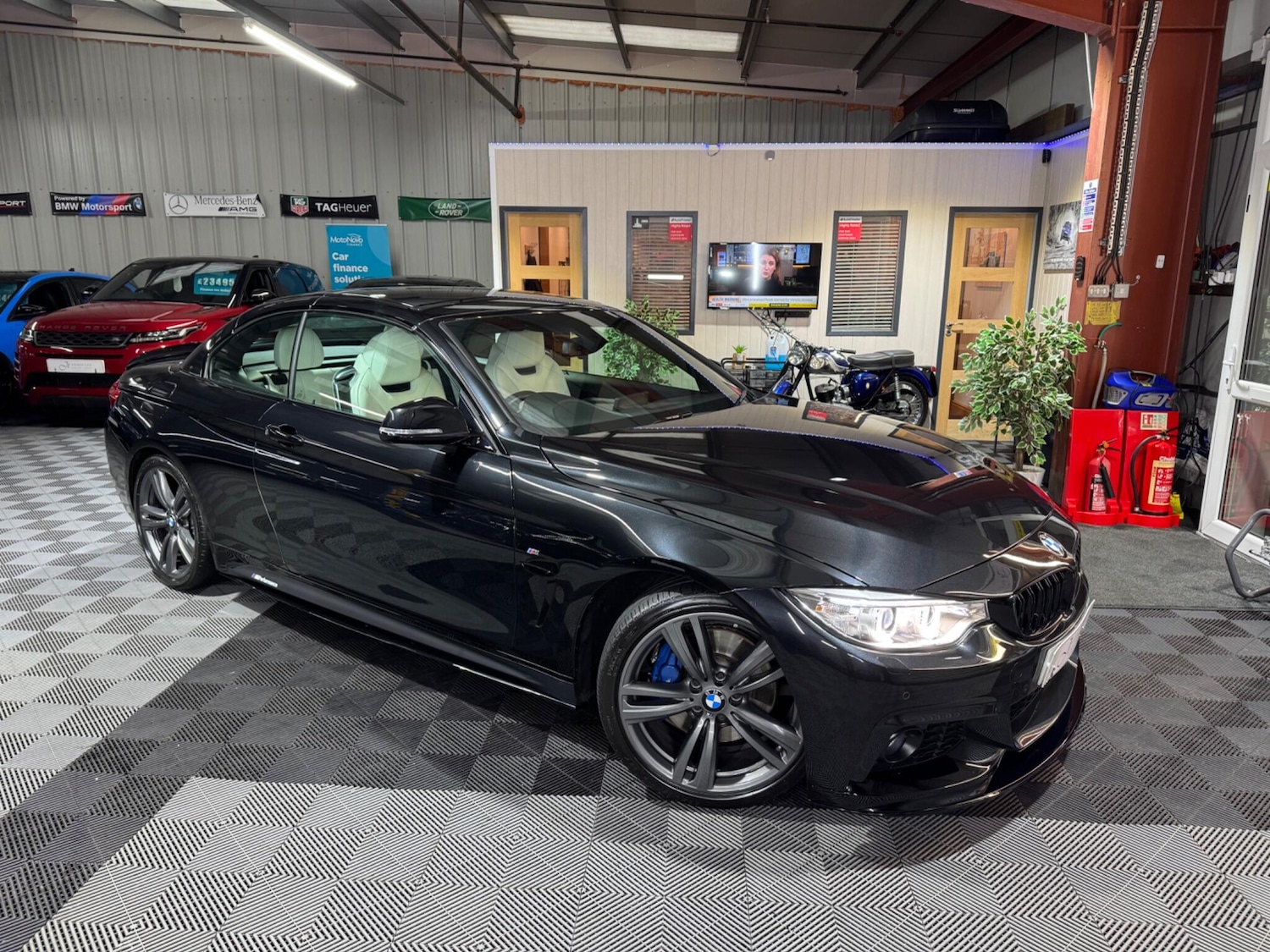 Used BMW 4 Series 2017 for sale - 77549629: Photo 11