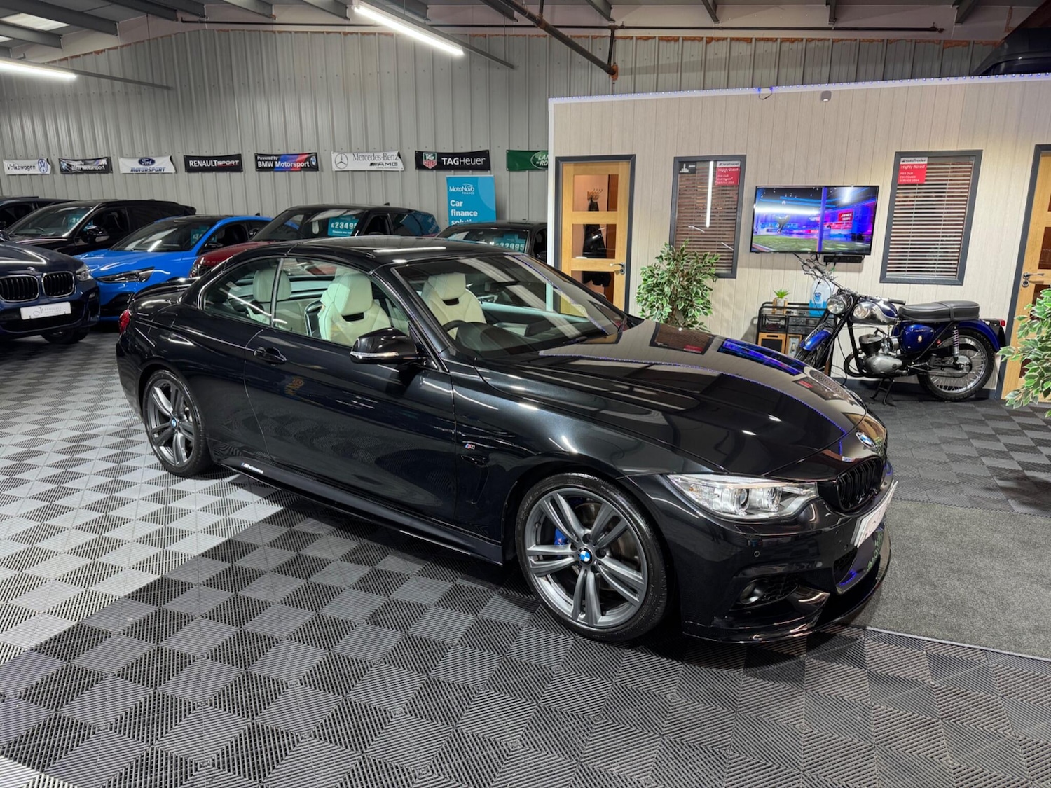 Used BMW 4 Series 2017 for sale - 77549629: Photo 27