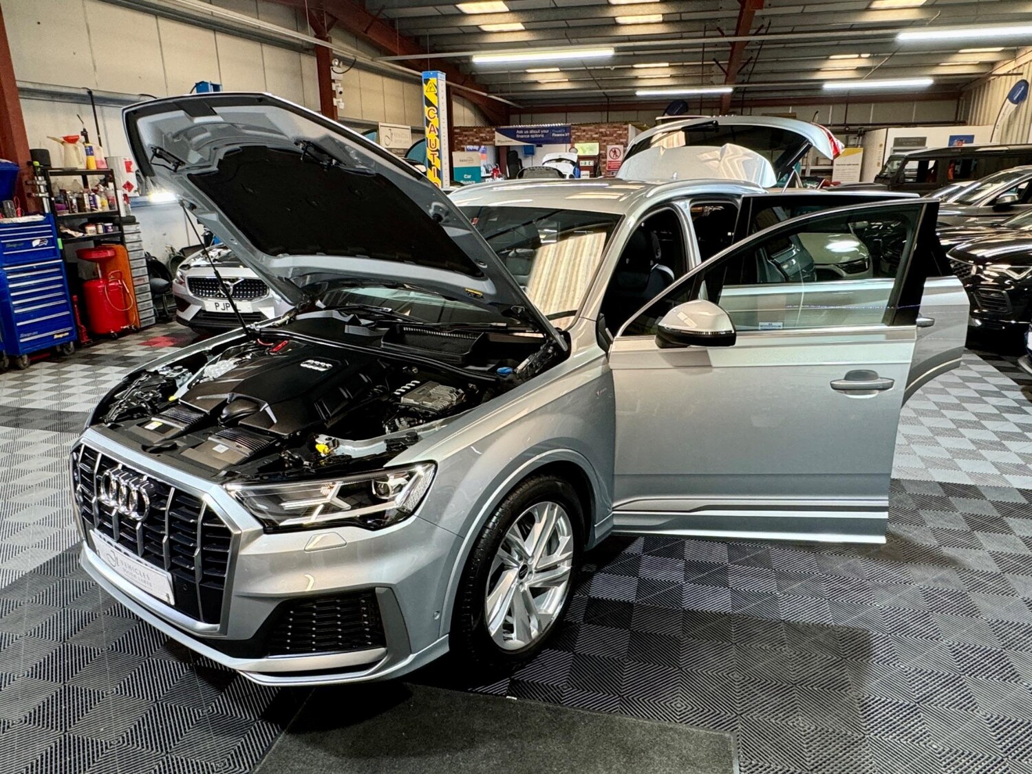 Used Audi Q7 2022 for sale - 77550528: Photo 11