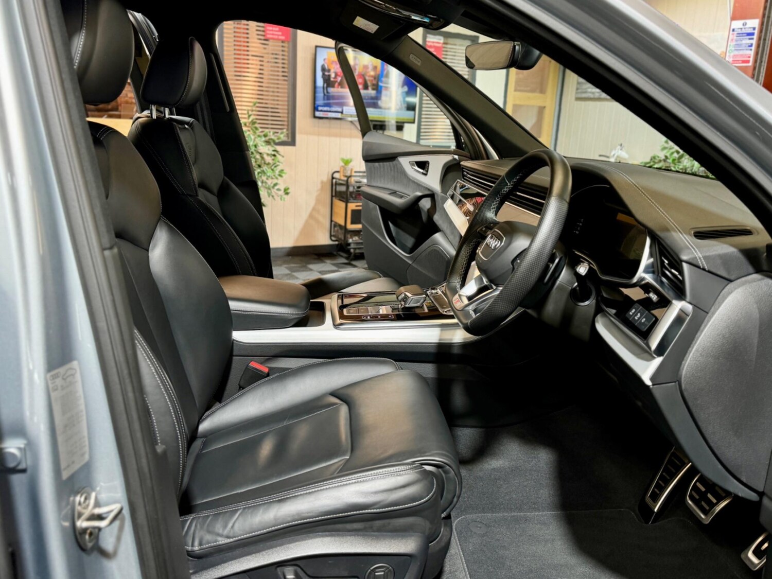 Used Audi Q7 2022 for sale - 77550528: Photo 45