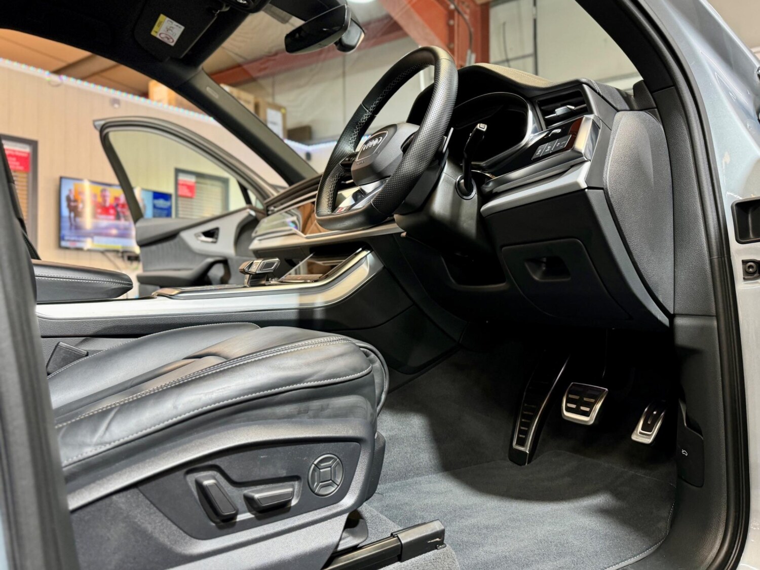 Used Audi Q7 2022 for sale - 77550528: Photo 46