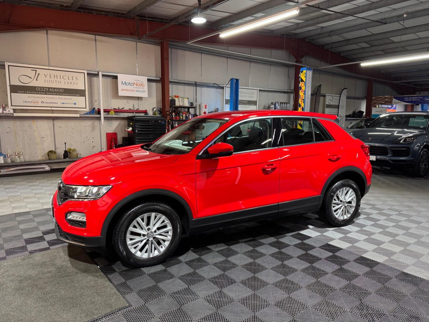 Used Volkswagen T-Roc 2019 for sale - 77599136: Photo 13