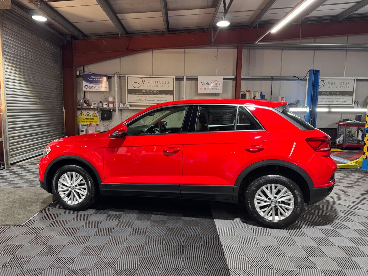 Used Volkswagen T-Roc 2019 for sale - 77599136: Photo 17