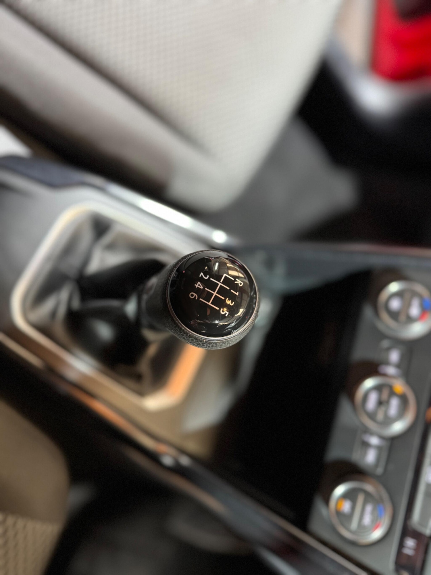 Used Volkswagen T-Roc 2019 for sale - 77599136: Photo 28