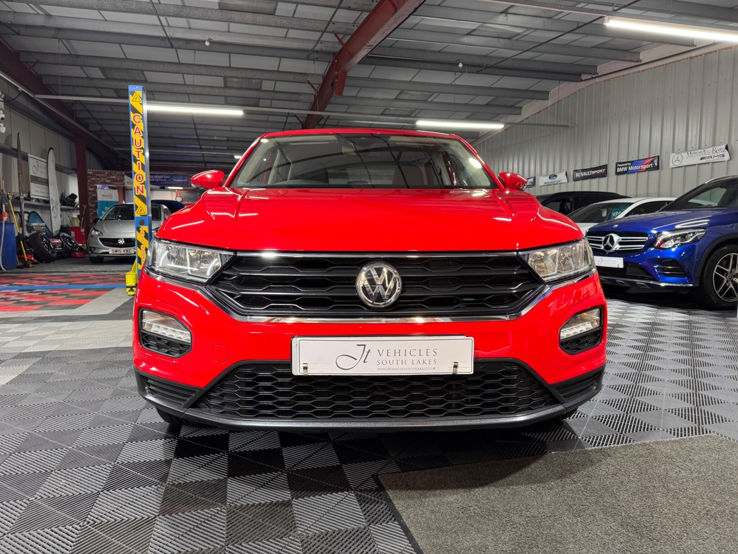 Used Volkswagen T-Roc 2019 for sale - 77599136: Photo 3