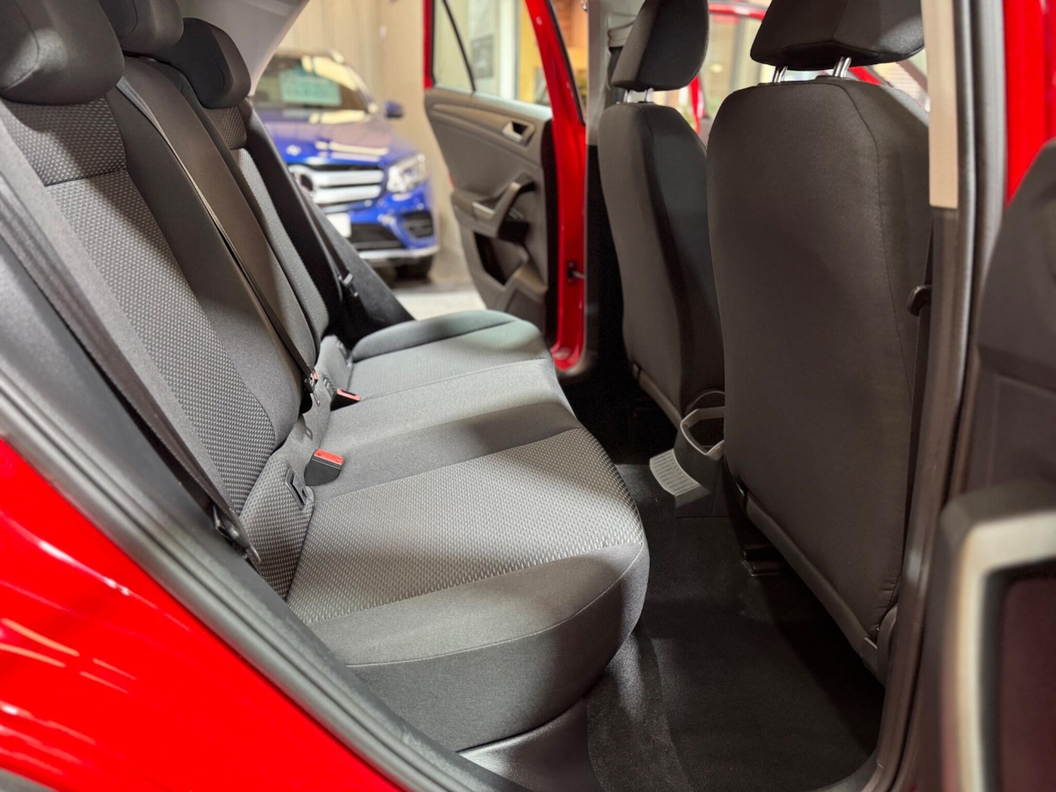 Used Volkswagen T-Roc 2019 for sale - 77599136: Photo 32