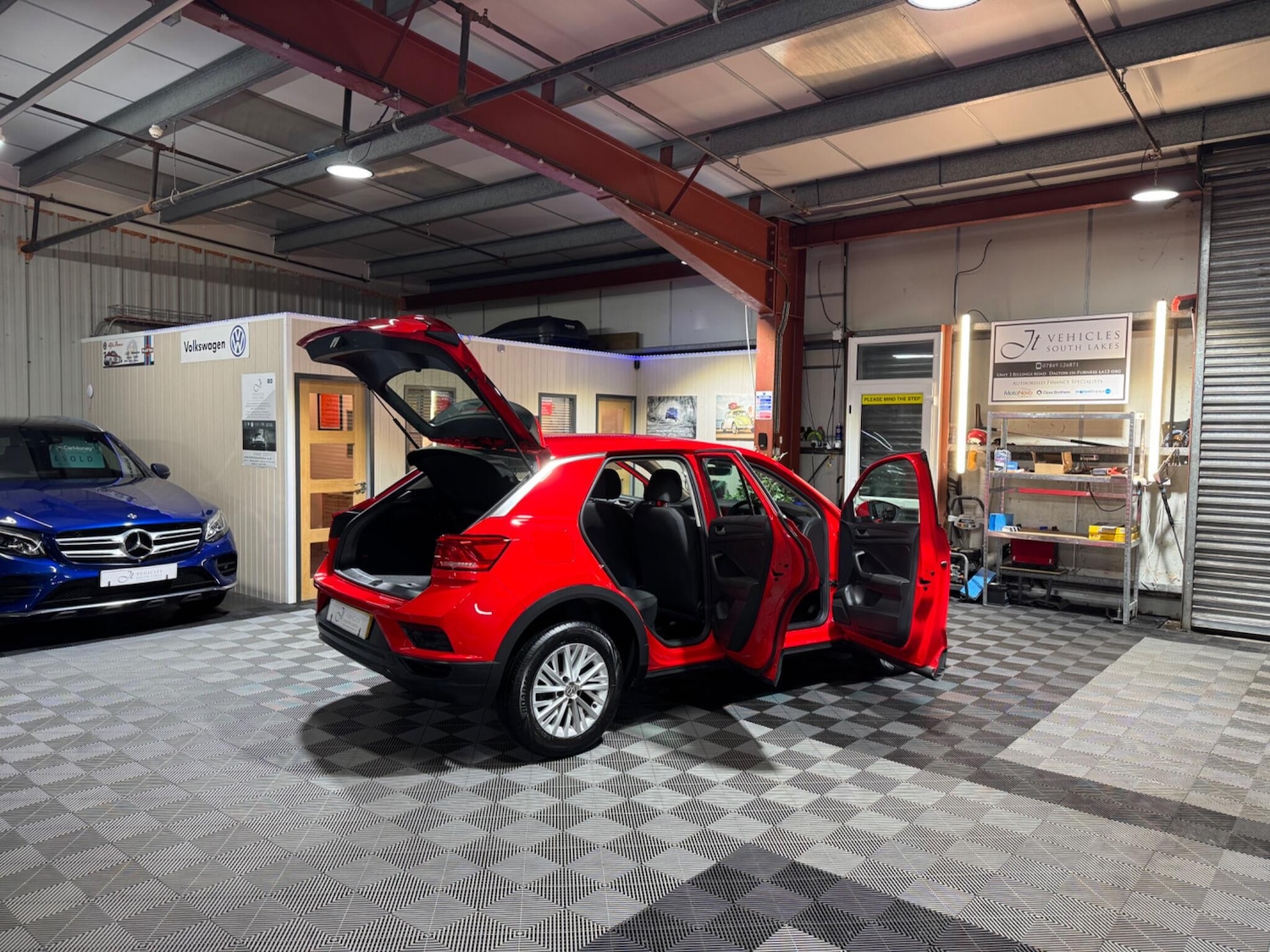 Used Volkswagen T-Roc 2019 for sale - 77599136: Photo 49