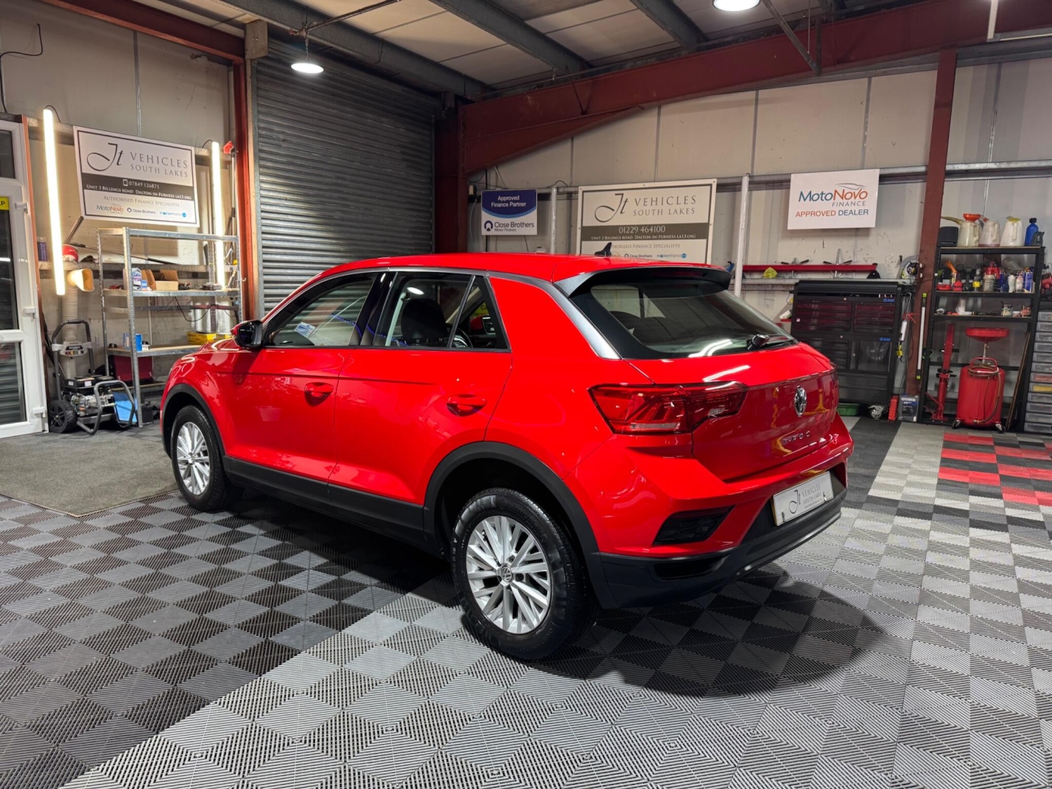 Used Volkswagen T-Roc 2019 for sale - 77599136: Photo 5