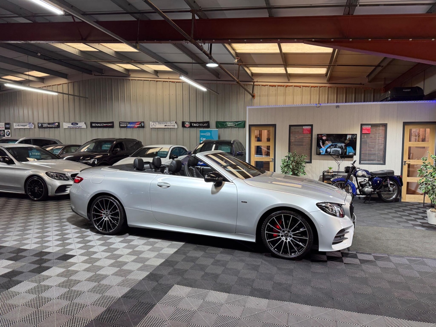 Used Mercedes-Benz E Class 2020 for sale - 77625644: Photo 30