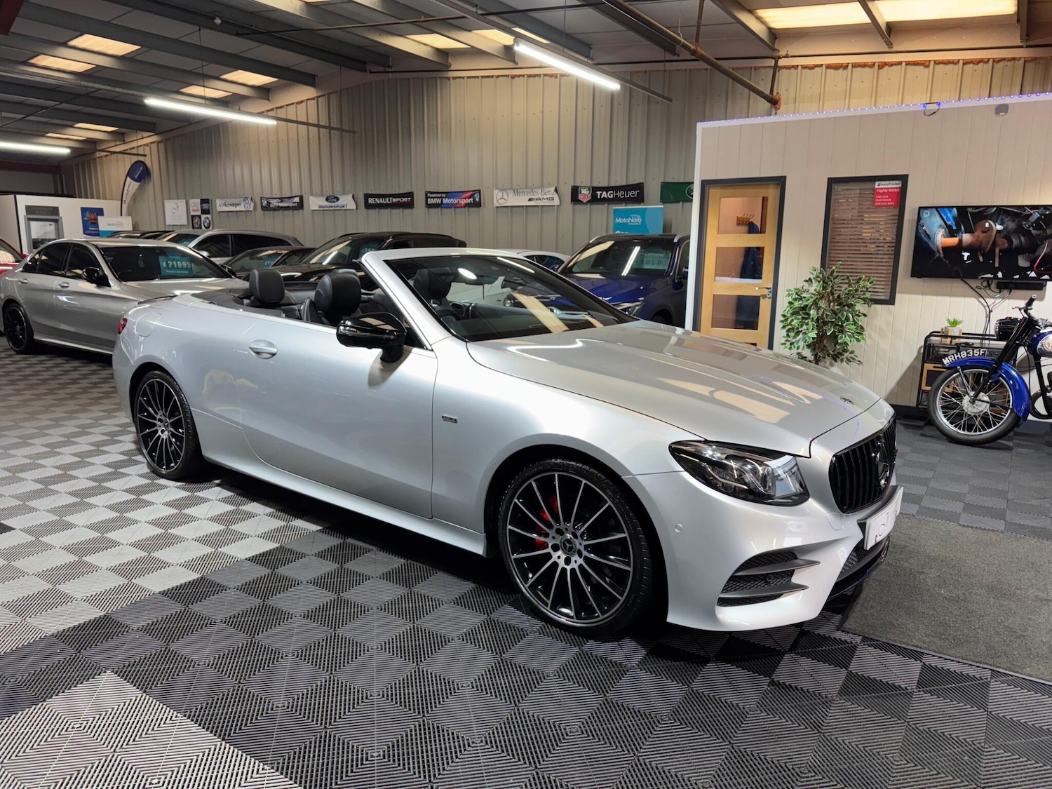 Used Mercedes-Benz E Class 2020 for sale - 77625644: Photo 9