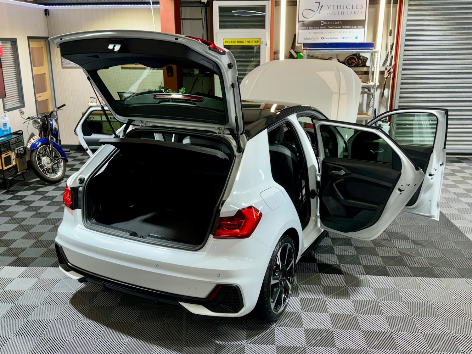 Used Audi A1 2024 for sale - 77550789: Photo 46