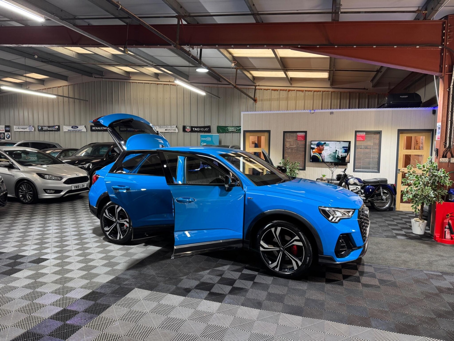 Used Audi Q3 2021 for sale - 77632913: Photo 54