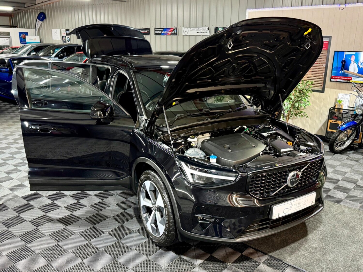 Used Volvo XC40 2023 for sale - 77574607: Photo 19