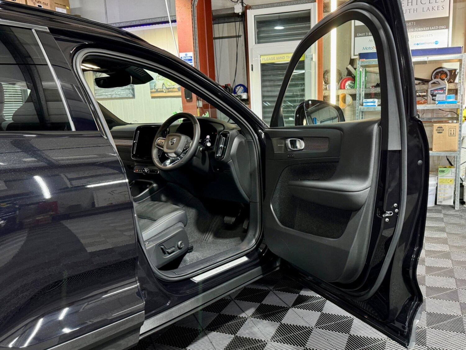 Used Volvo XC40 2023 for sale - 77574607: Photo 58