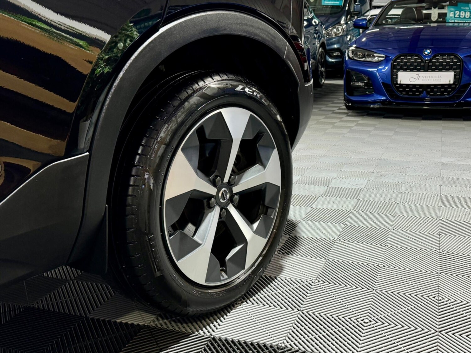 Used Volvo XC40 2023 for sale - 77574607: Photo 63