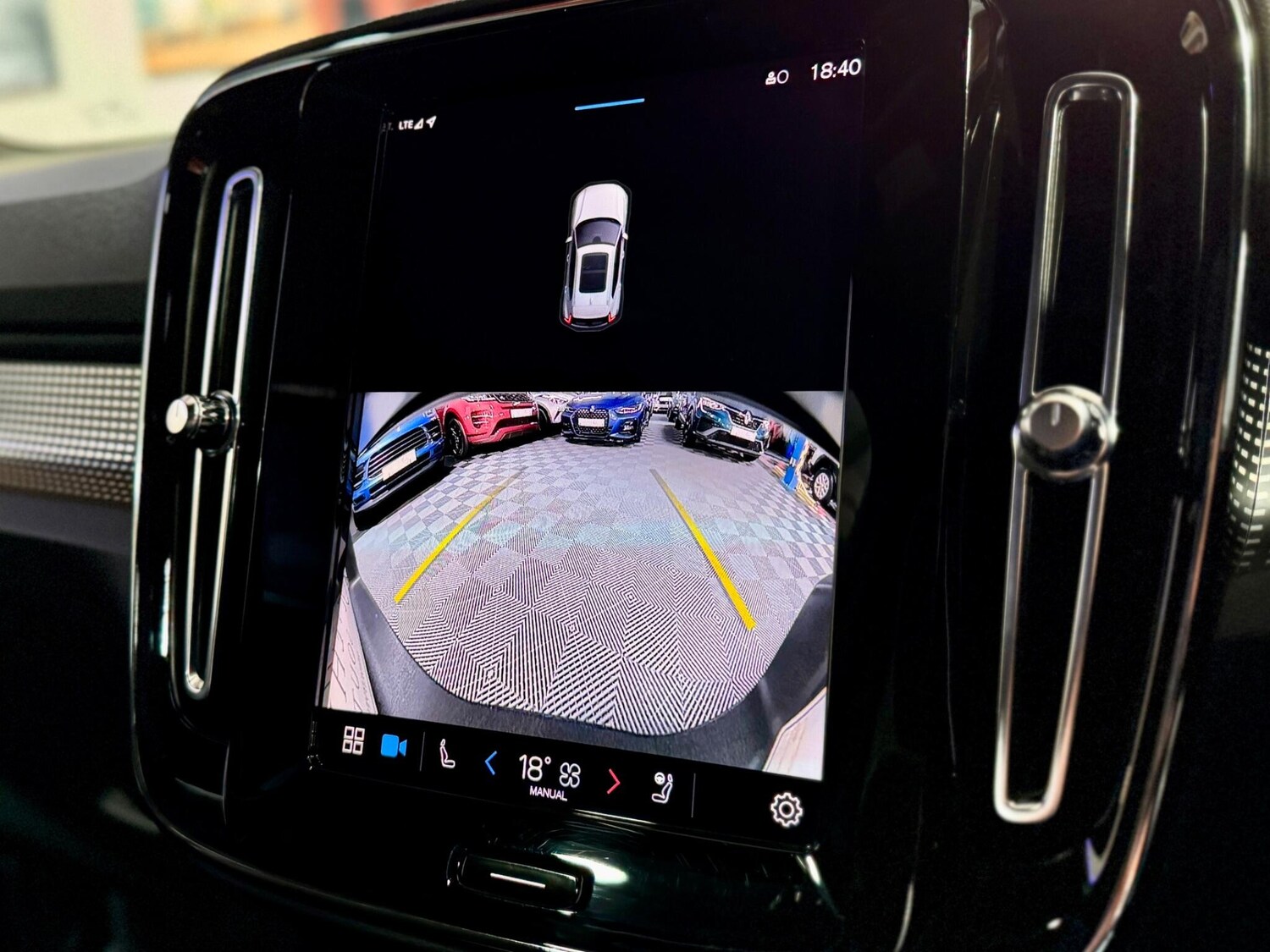 Used Volvo XC40 2023 for sale - 77574607: Photo 67