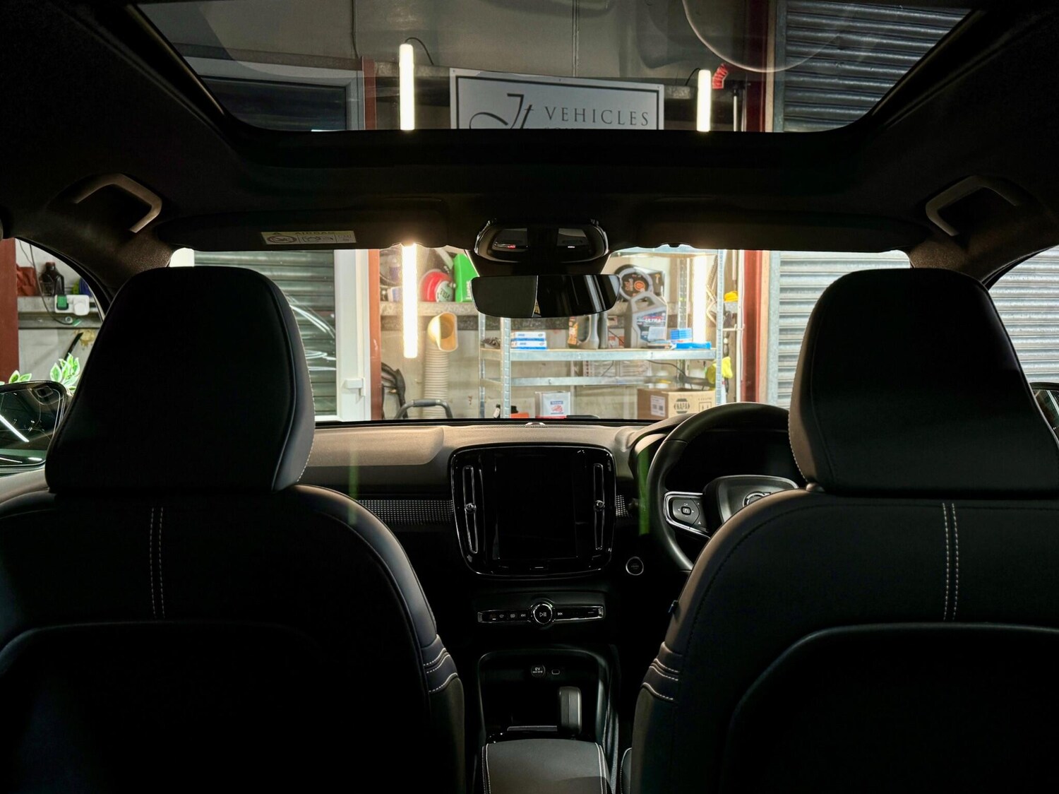 Used Volvo XC40 2023 for sale - 77574607: Photo 94